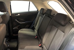 met. musta Volkswagen T-Roc 2023 kuva 10.