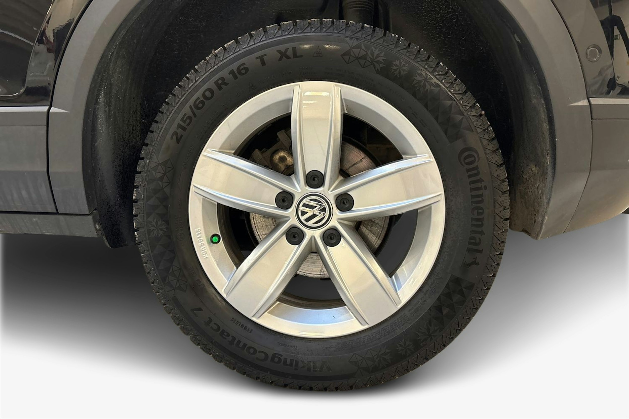 met. musta Volkswagen T-Roc 2023 kuva 11.