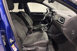 sininen Volkswagen T-Roc 2023 kuva 18.