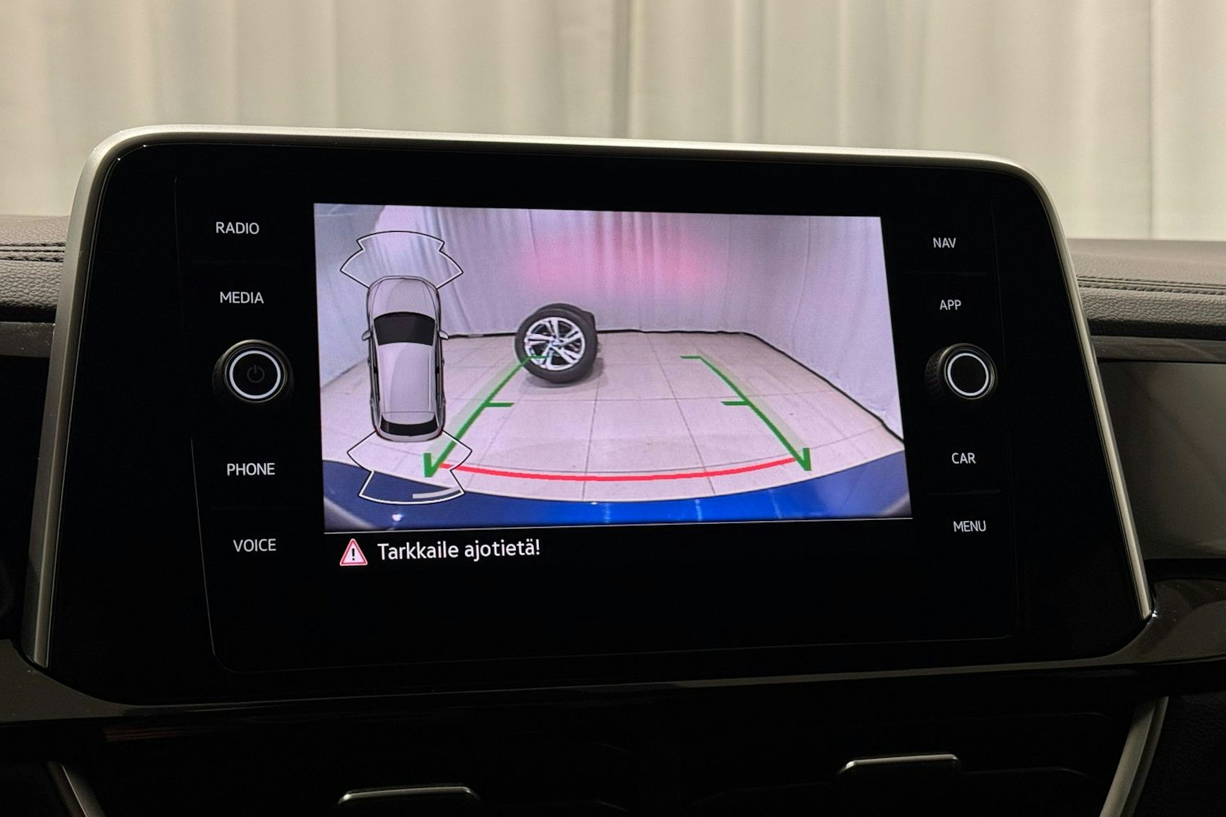 sininen Volkswagen T-Roc 2023 kuva 25.