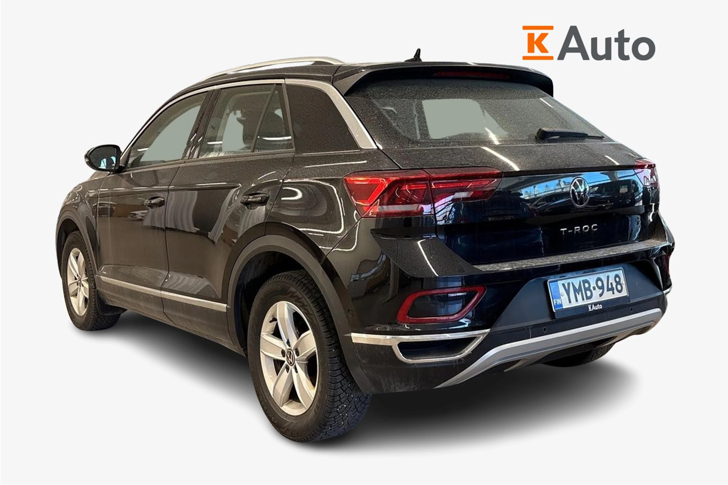 musta Volkswagen T-Roc 2023 kuva 2.