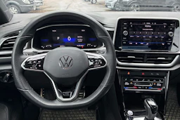 harmaa Volkswagen T-Roc 2023 kuva 4.