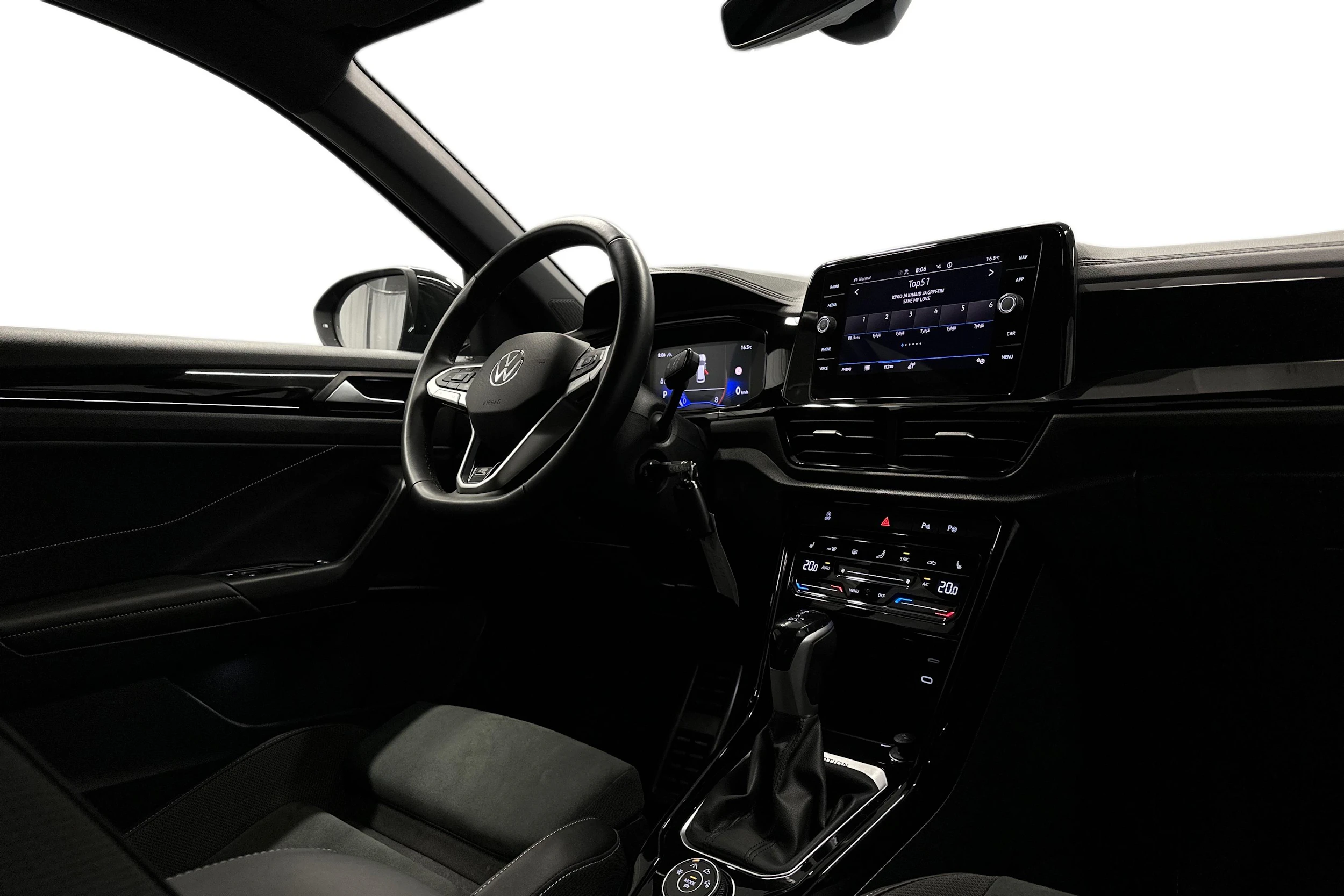 sininen Volkswagen T-Roc 2024 kuva 9.
