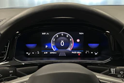 sininen Volkswagen T-Roc 2024 kuva 17.