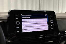sininen Volkswagen T-Roc 2024 kuva 20.