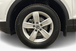 Volkswagen T-Roc 2024 kuva 9.