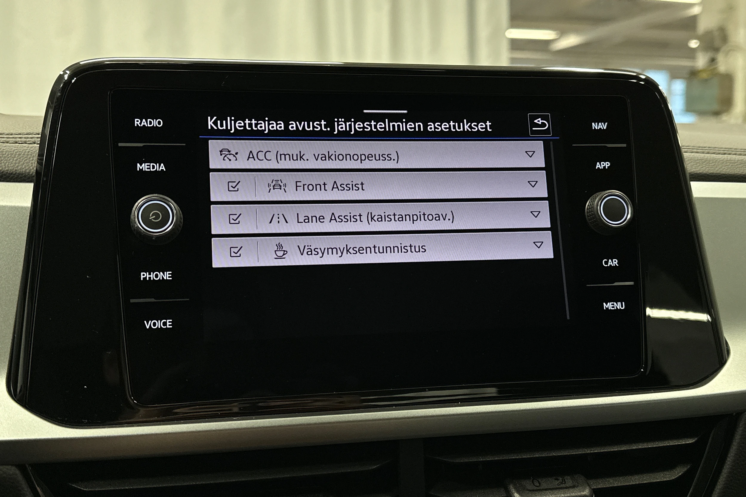 Volkswagen T-Roc 2024 kuva 17.