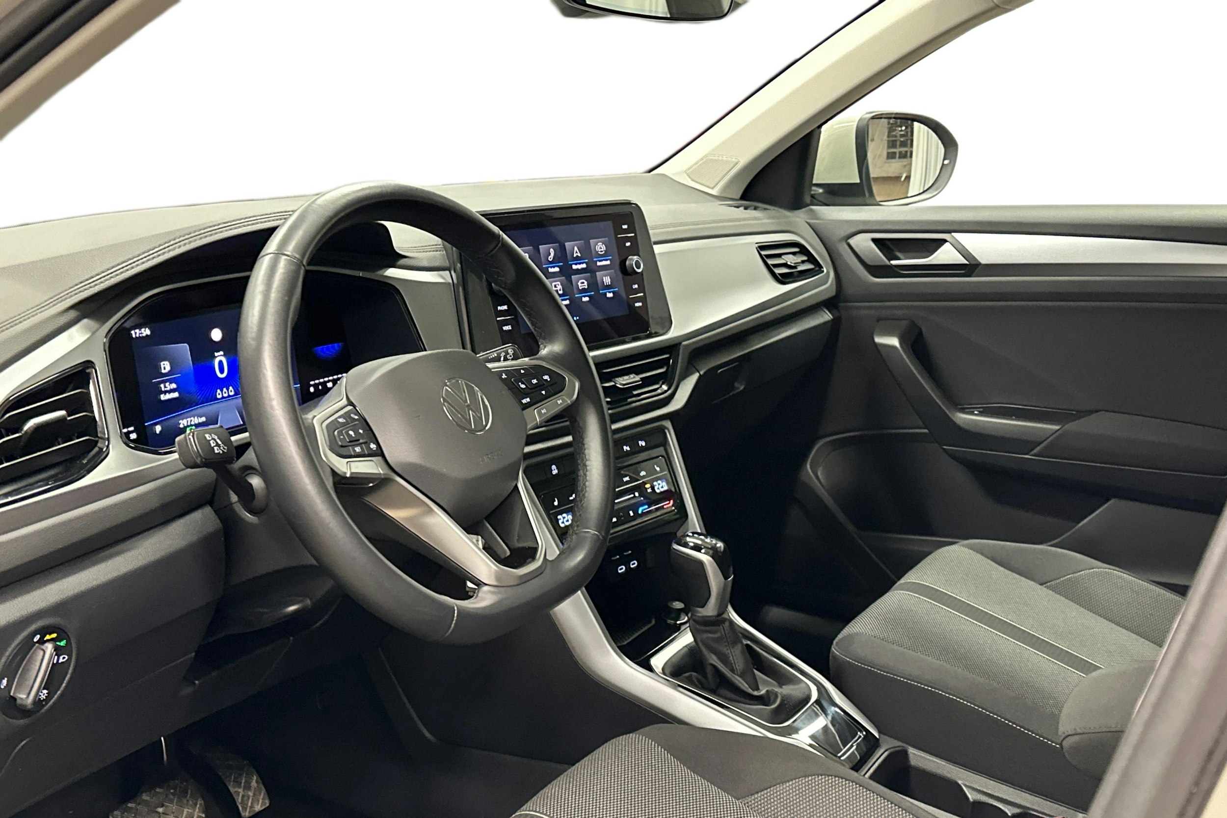 harmaa Volkswagen T-Roc 2024 kuva 7.