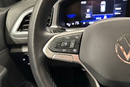 harmaa Volkswagen T-Roc 2024 kuva 14.