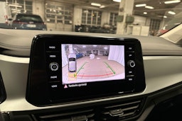 harmaa Volkswagen T-Roc 2024 kuva 18.