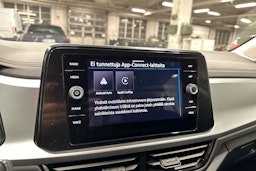 harmaa Volkswagen T-Roc 2024 kuva 19.