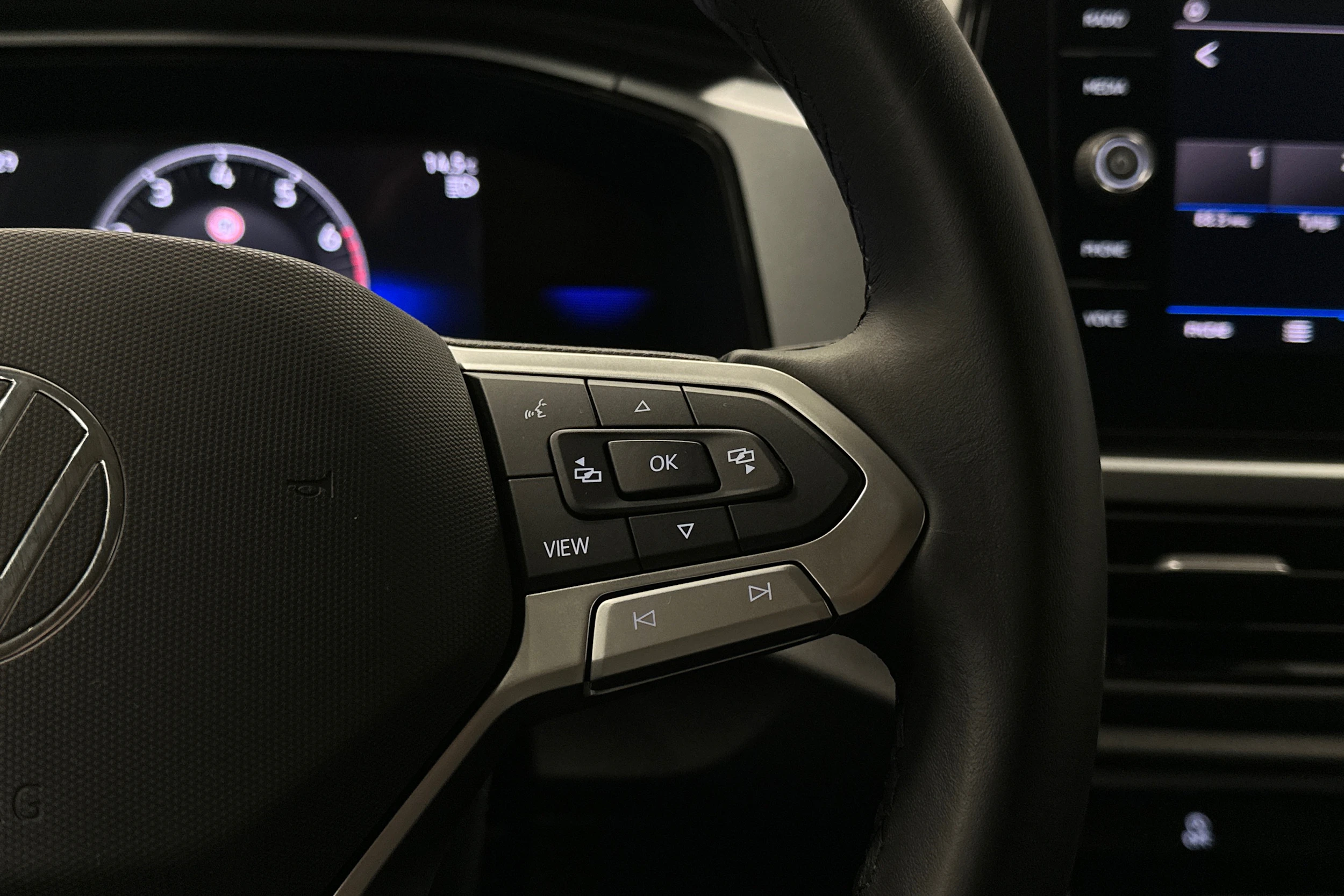 hopea Volkswagen T-Roc 2024 kuva 16.