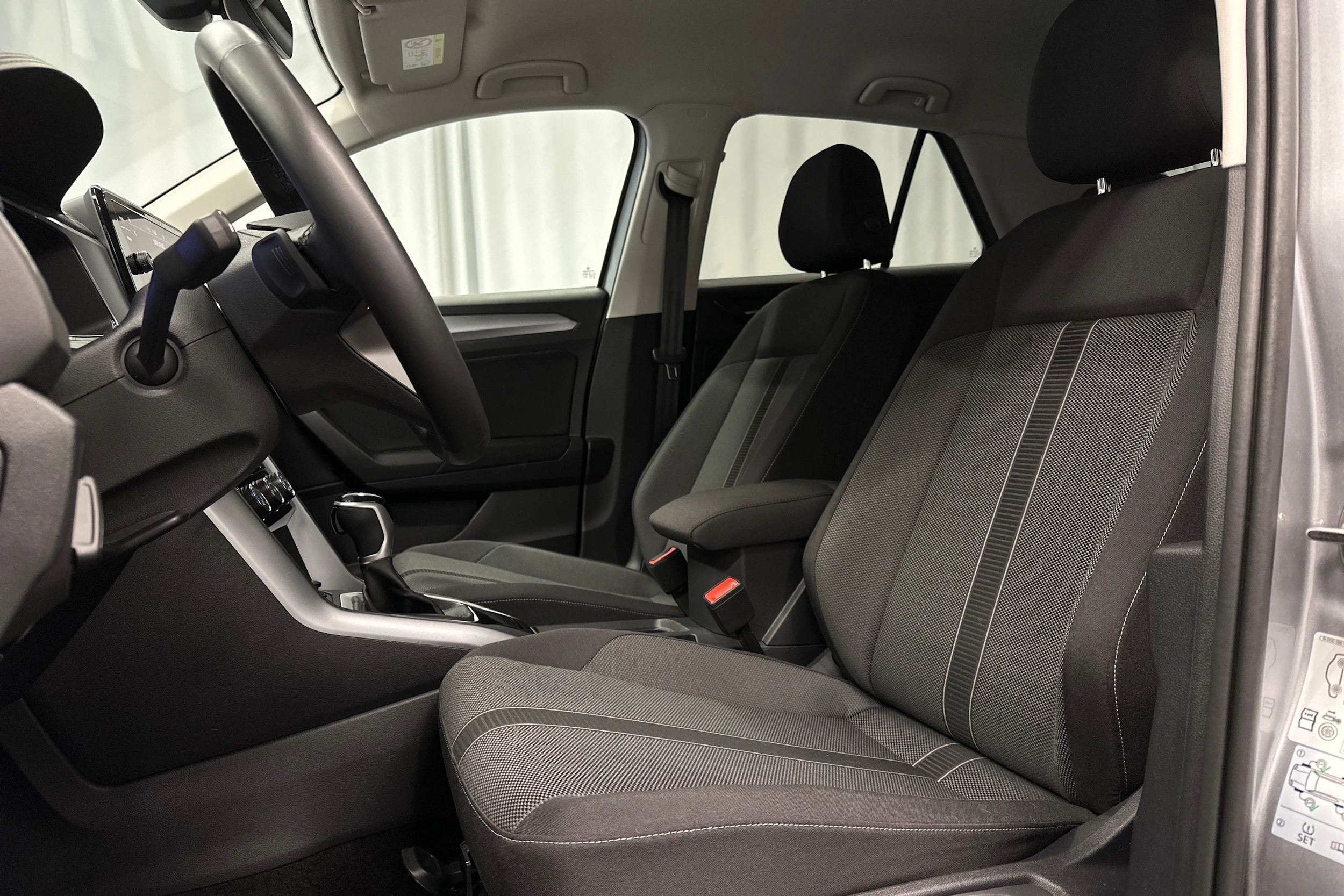 hopea Volkswagen T-Roc 2024 kuva 22.