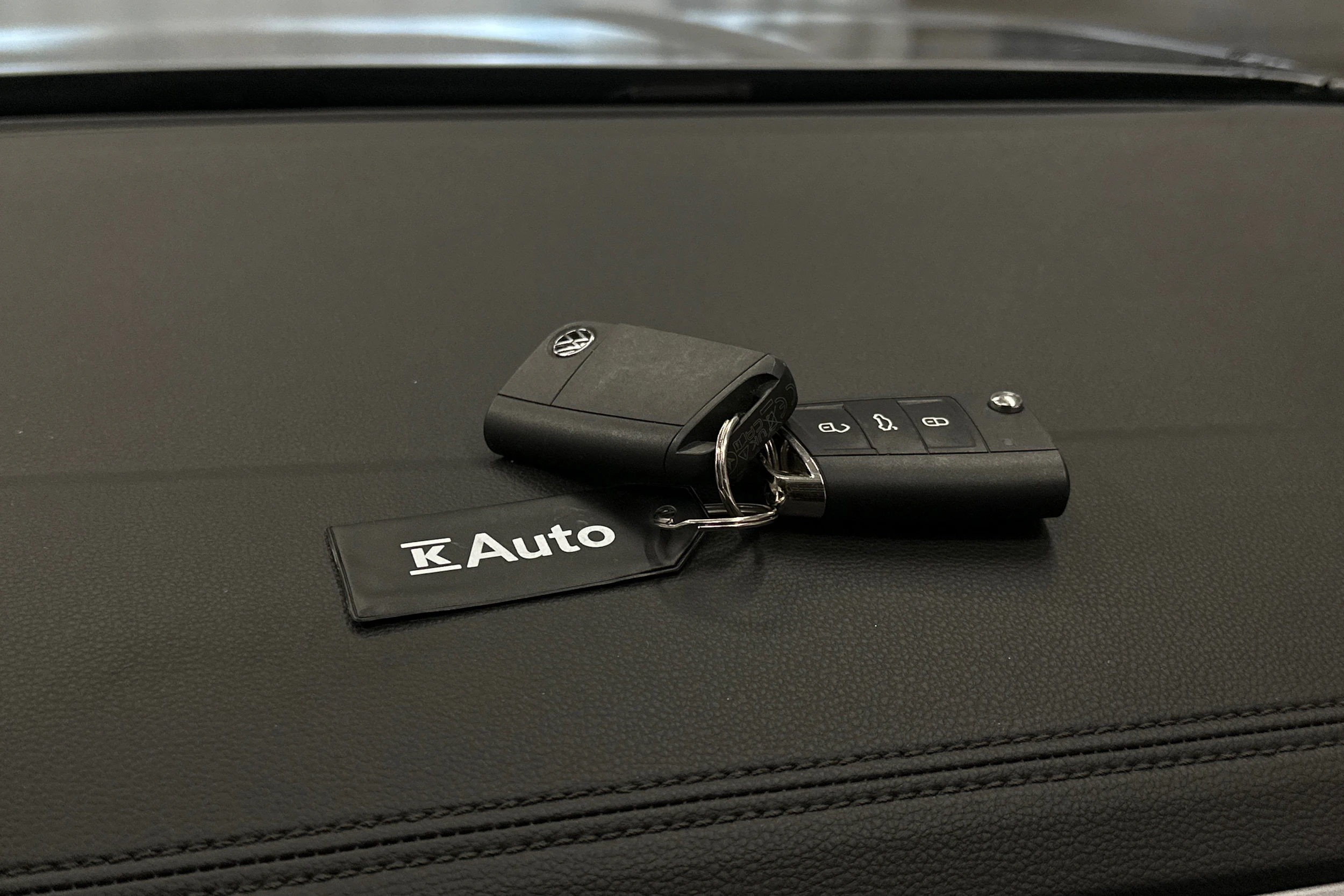 hopea Volkswagen T-Roc 2024 kuva 24.