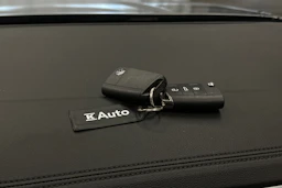 hopea Volkswagen T-Roc 2024 kuva 24.