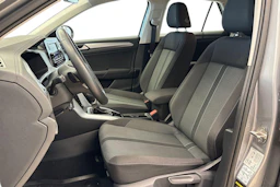 Harmaa Volkswagen T-Roc 2024 kuva 9.