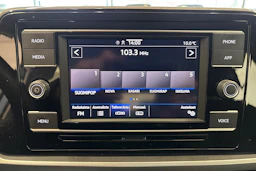 Harmaa Volkswagen T-Roc 2024 kuva 16.
