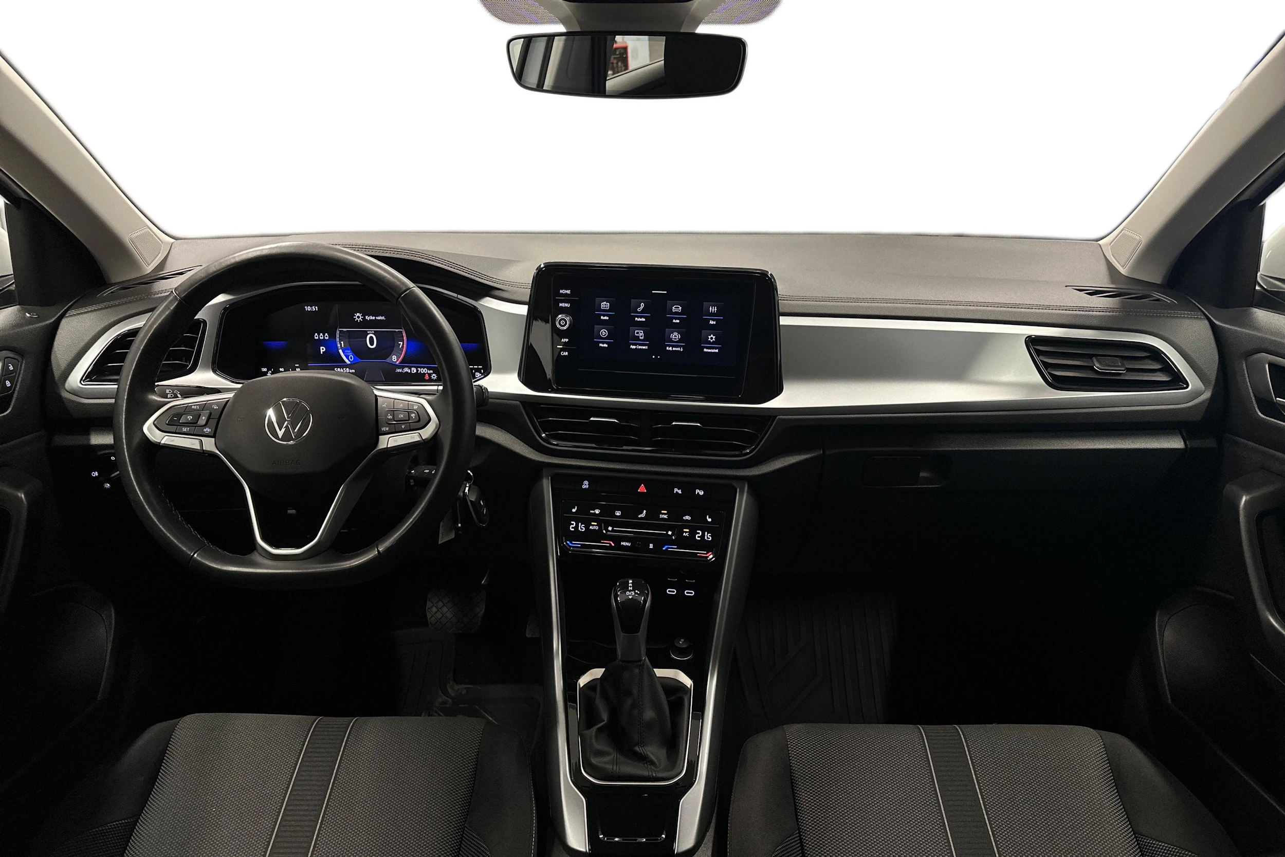 valkoinen Volkswagen T-Roc 2024 kuva 7.