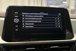 valkoinen Volkswagen T-Roc 2024 kuva 18.