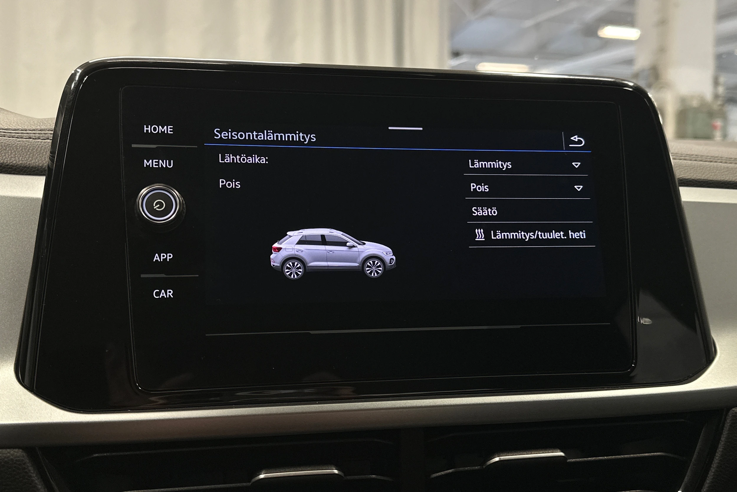 valkoinen Volkswagen T-Roc 2024 kuva 19.