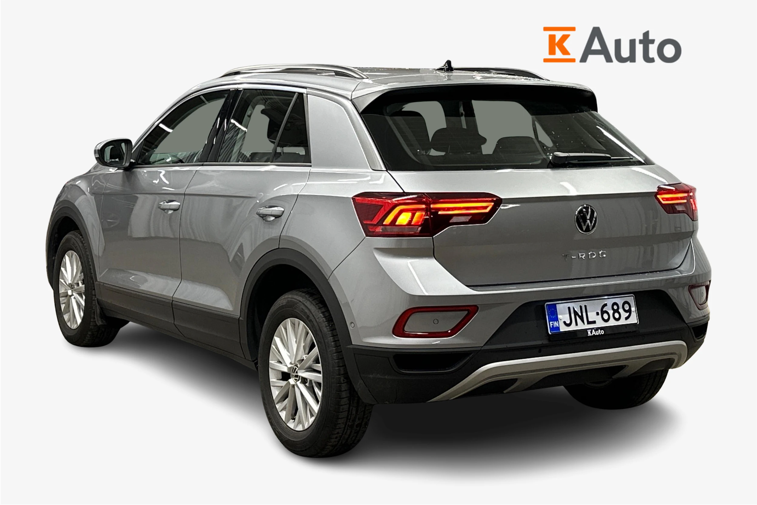 harmaa Volkswagen T-Roc 2024 kuva 2.