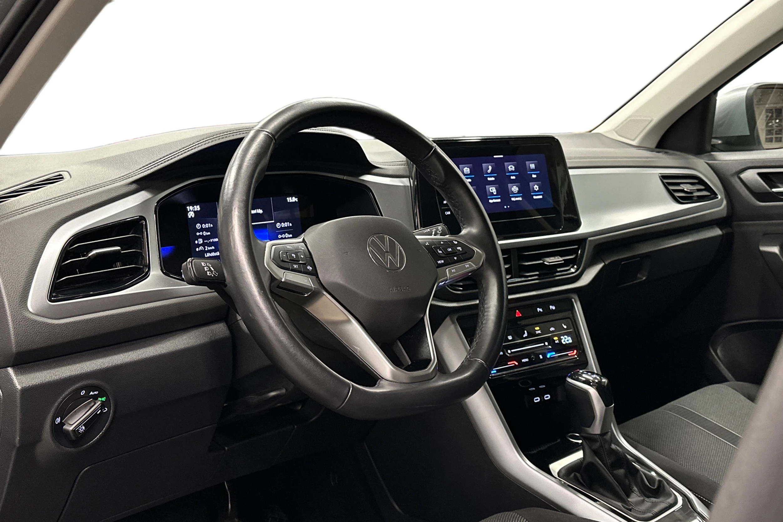 harmaa Volkswagen T-Roc 2024 kuva 3.