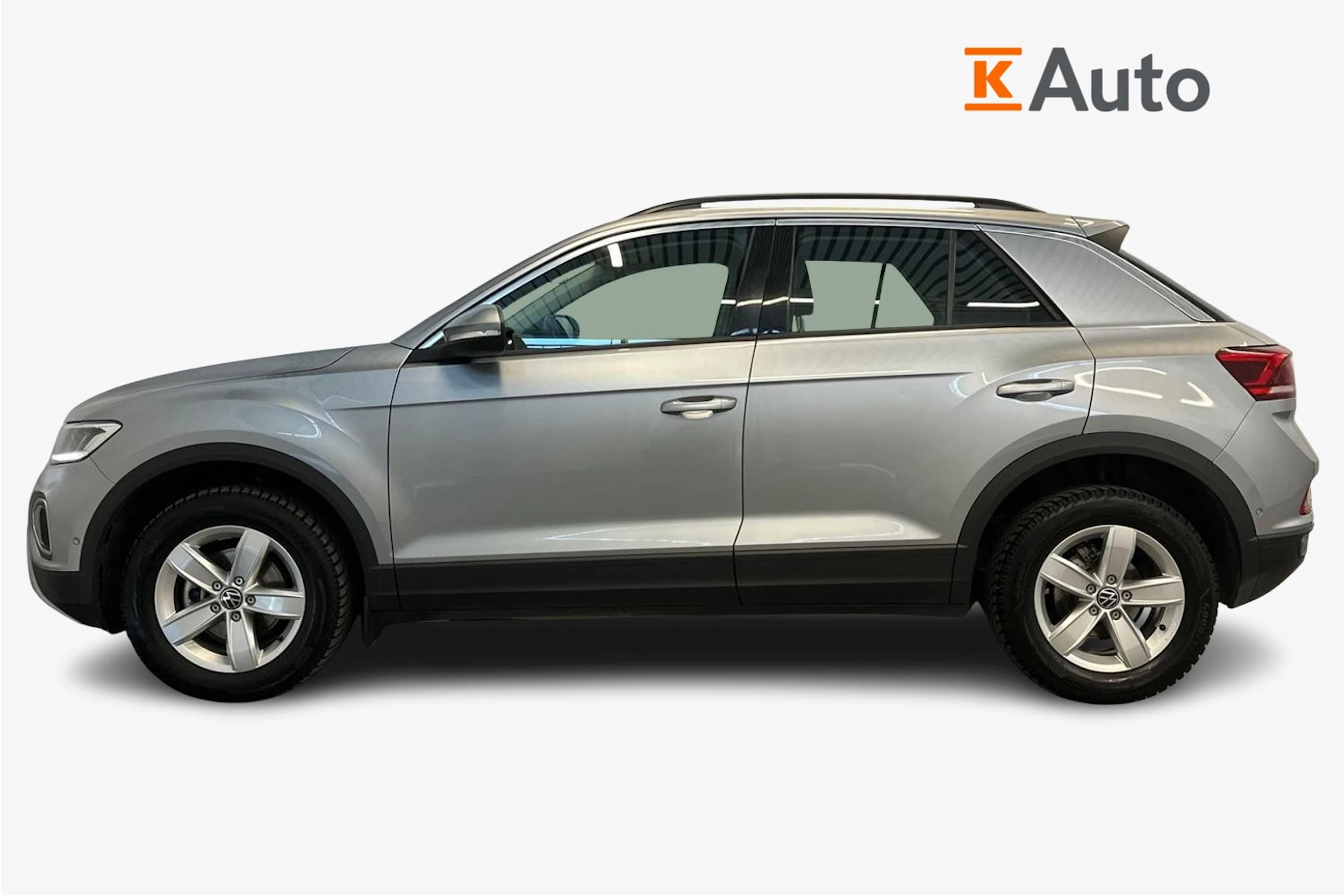 harmaa Volkswagen T-Roc 2024 kuva 7.