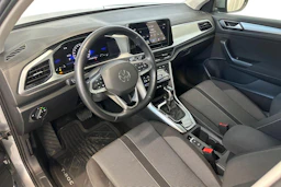 harmaa Volkswagen T-Roc 2024 kuva 8.
