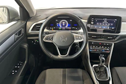 harmaa Volkswagen T-Roc 2024 kuva 9.