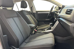 harmaa Volkswagen T-Roc 2024 kuva 11.