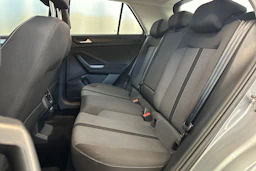 harmaa Volkswagen T-Roc 2024 kuva 27.