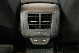 harmaa Volkswagen T-Roc 2024 kuva 28.