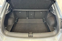 harmaa Volkswagen T-Roc 2024 kuva 29.