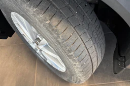 musta Volkswagen T-Roc 2024 kuva 13.