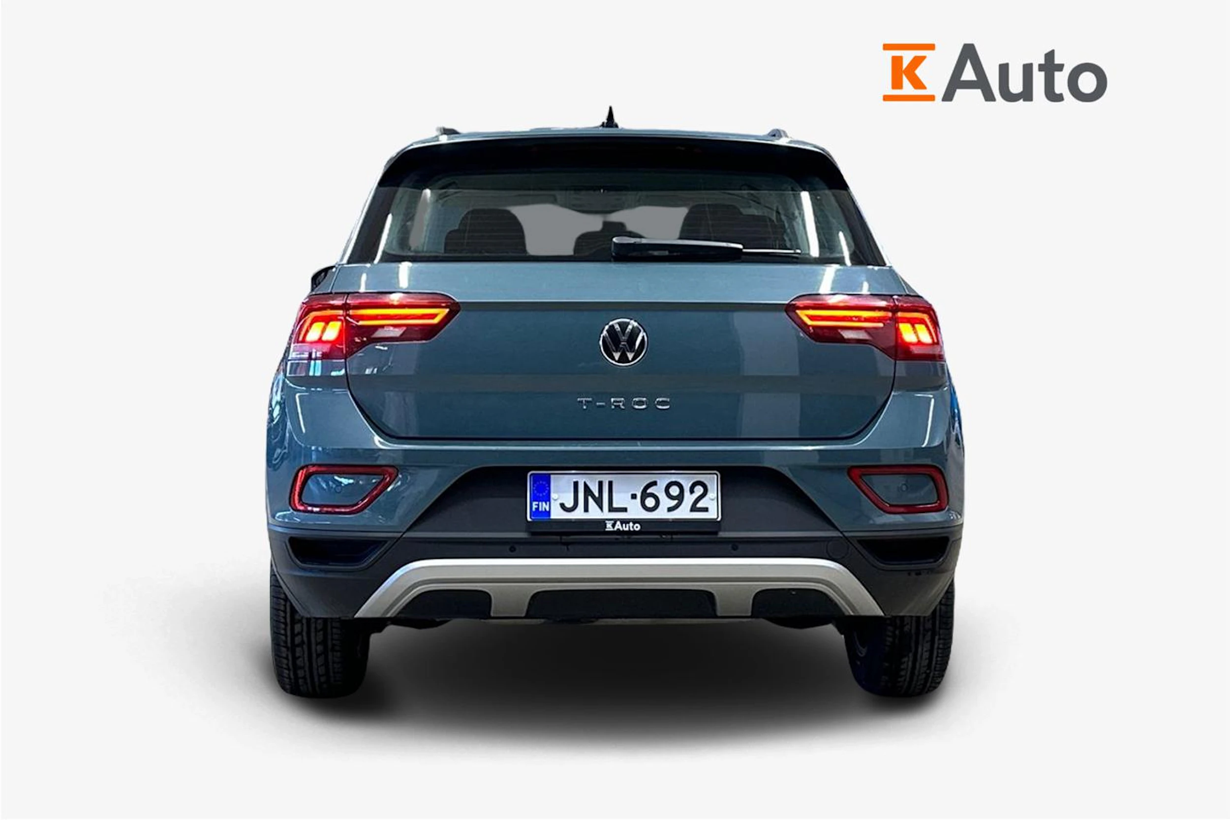 sininen Volkswagen T-Roc 2024 kuva 4.