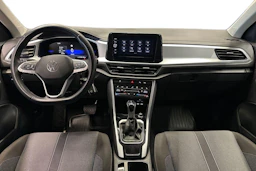 sininen Volkswagen T-Roc 2024 kuva 9.