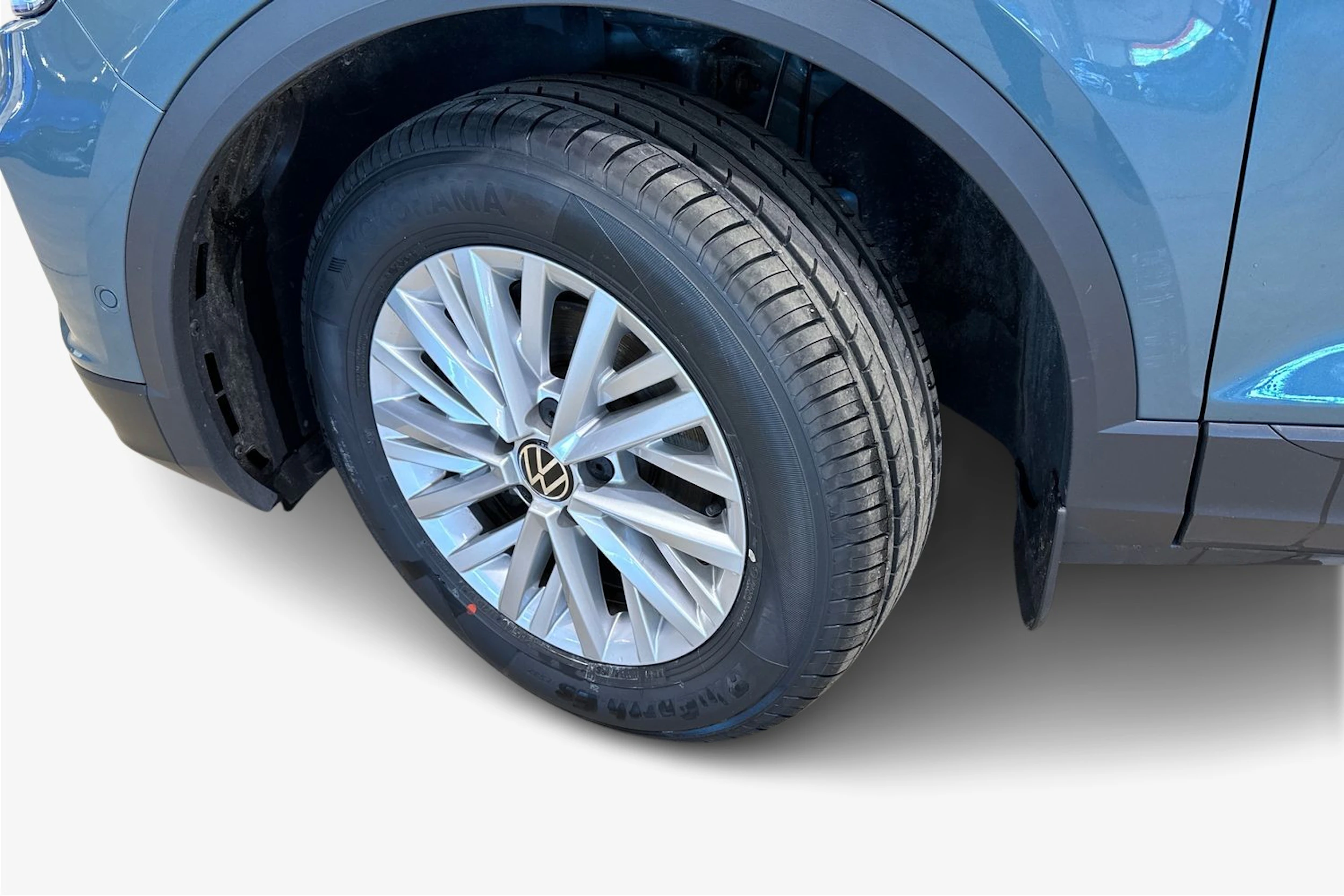 sininen Volkswagen T-Roc 2024 kuva 12.