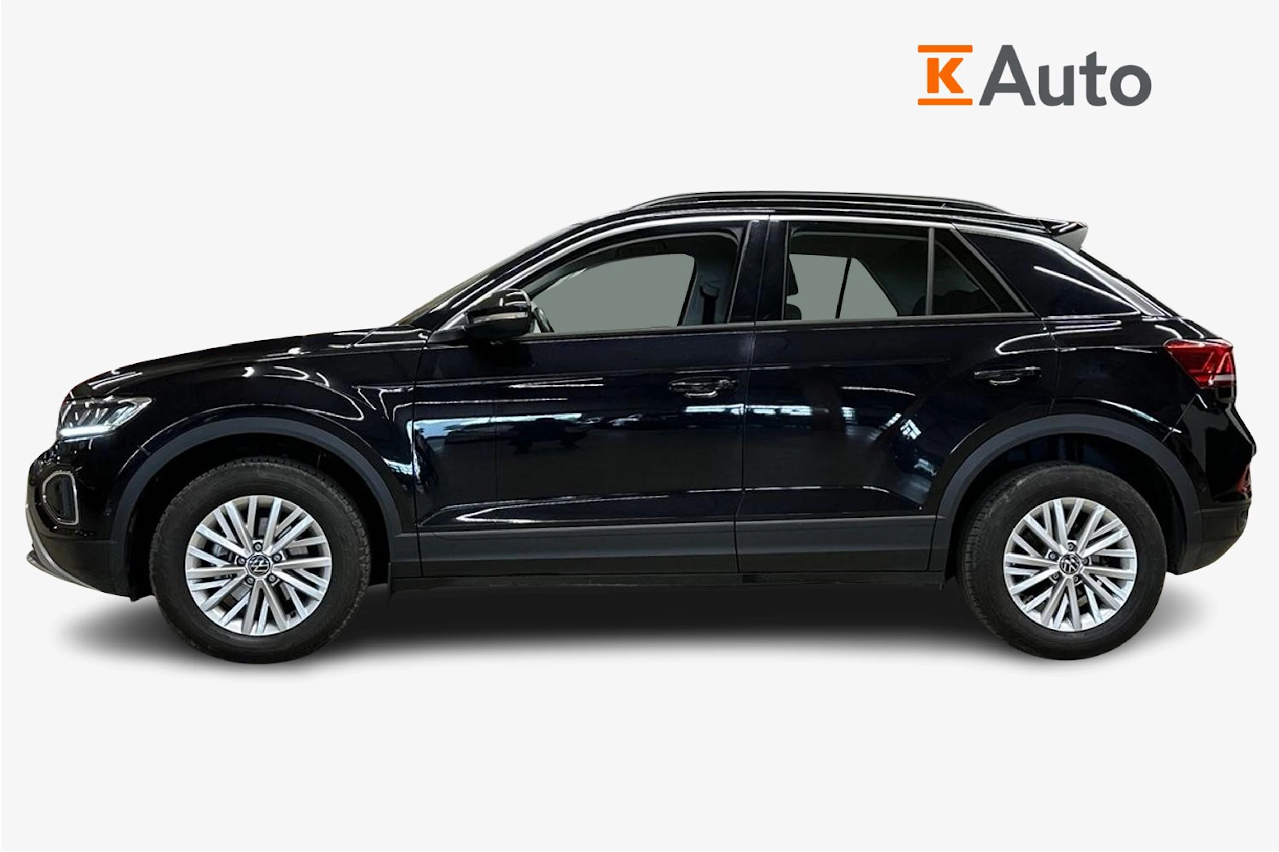 musta Volkswagen T-Roc 2024 kuva 7.