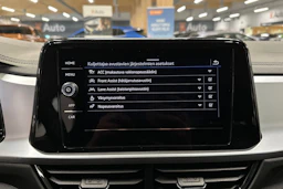 musta Volkswagen T-Roc 2024 kuva 19.