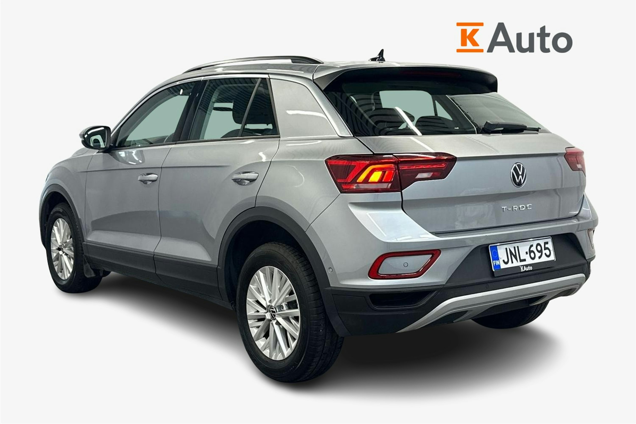 harmaa Volkswagen T-Roc 2024 kuva 2.