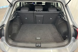 harmaa Volkswagen T-Roc 2024 kuva 14.