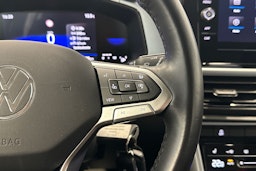 harmaa Volkswagen T-Roc 2024 kuva 17.