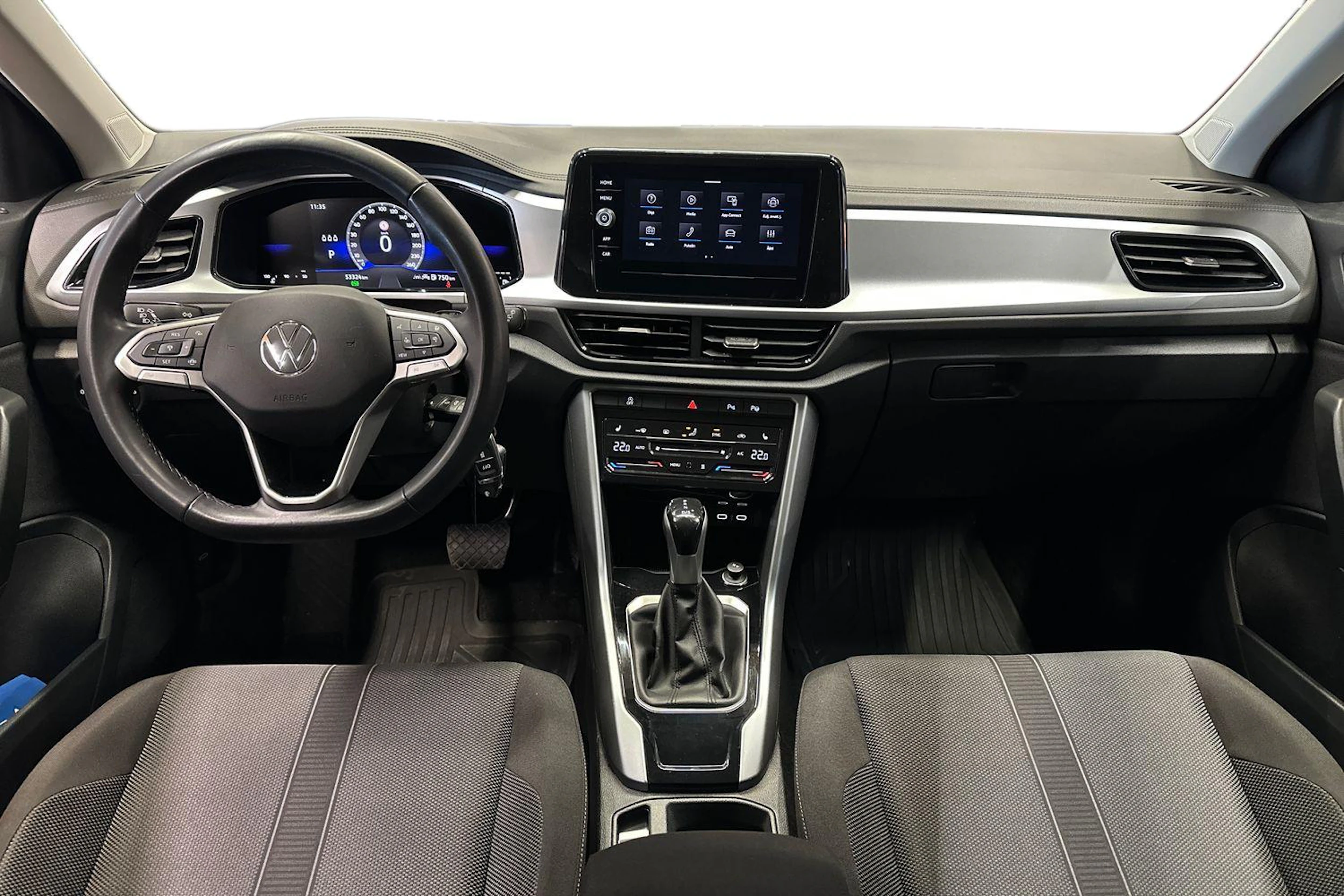 valkoinen Volkswagen T-Roc 2024 kuva 9.