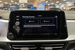 valkoinen Volkswagen T-Roc 2024 kuva 16.