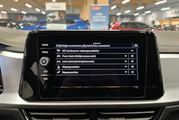 valkoinen Volkswagen T-Roc 2024 kuva 17.