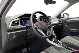 valkoinen Volkswagen T-Roc 2024 kuva 6.