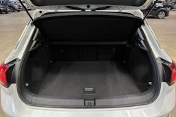 valkoinen Volkswagen T-Roc 2024 kuva 21.