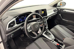 valkoinen Volkswagen T-Roc 2024 kuva 8.