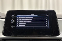 valkoinen Volkswagen T-Roc 2024 kuva 21.