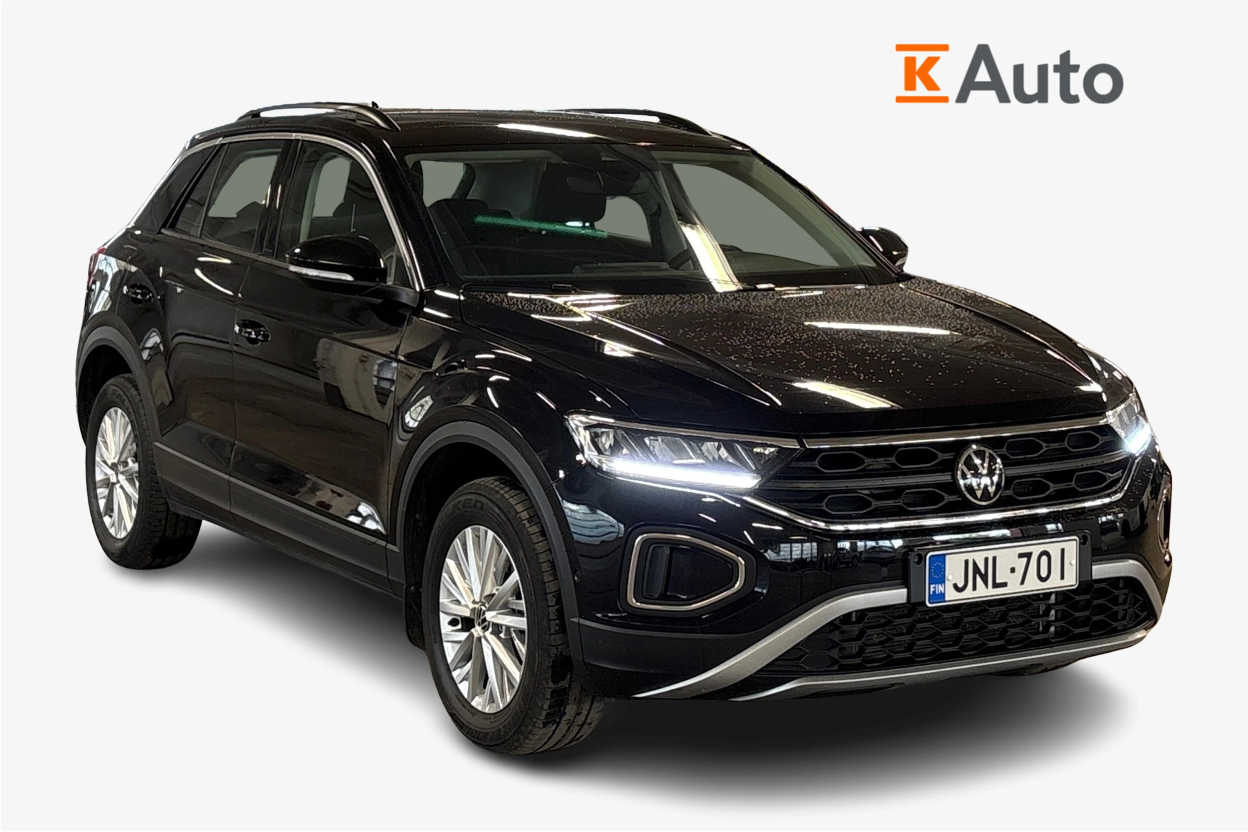 musta Volkswagen T-Roc 2024 kuva 1.